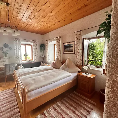 Lippschneiderhof Urlaub Auf Dem Bauernhof Bernau am Chiemsee